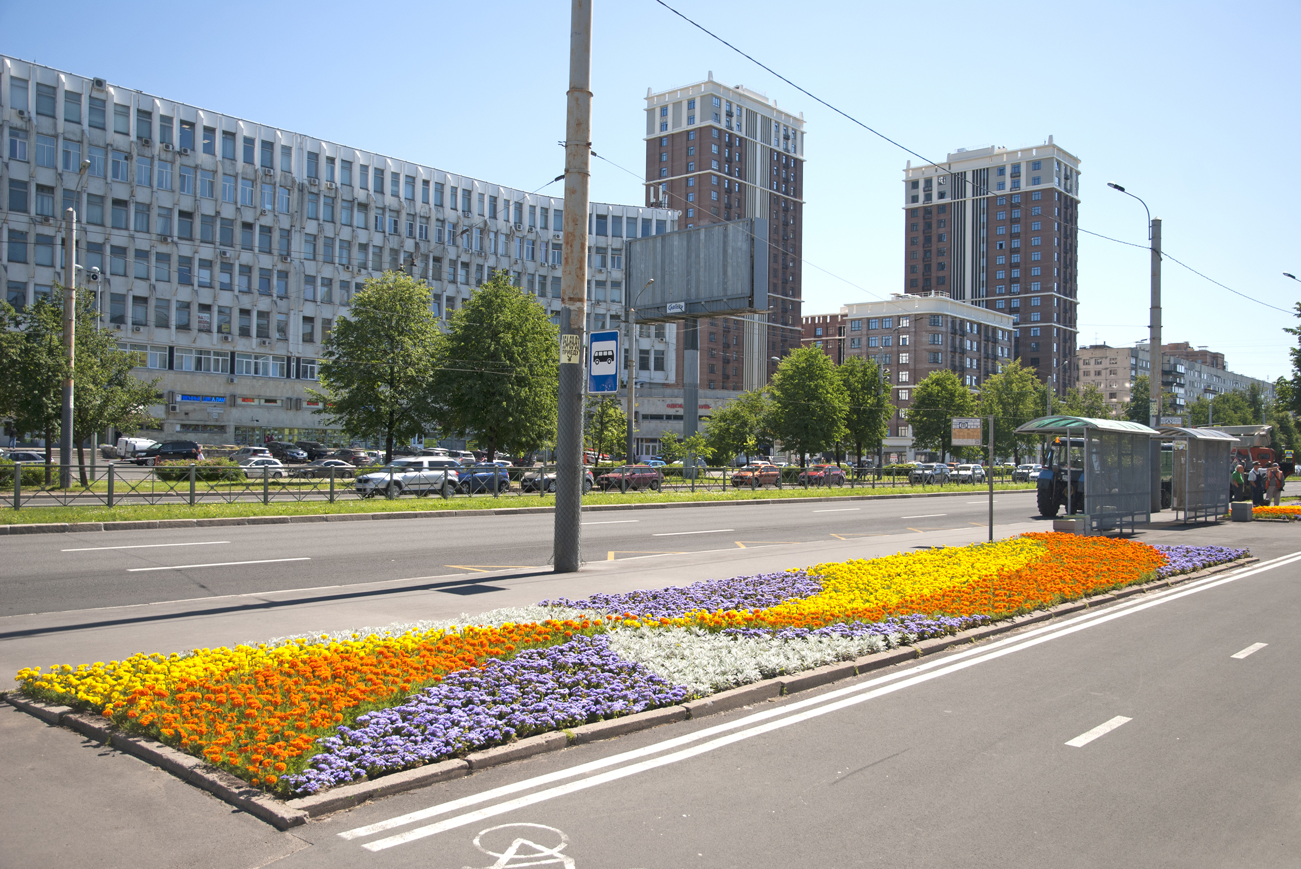 Гражданский пр. (у дома № 110)