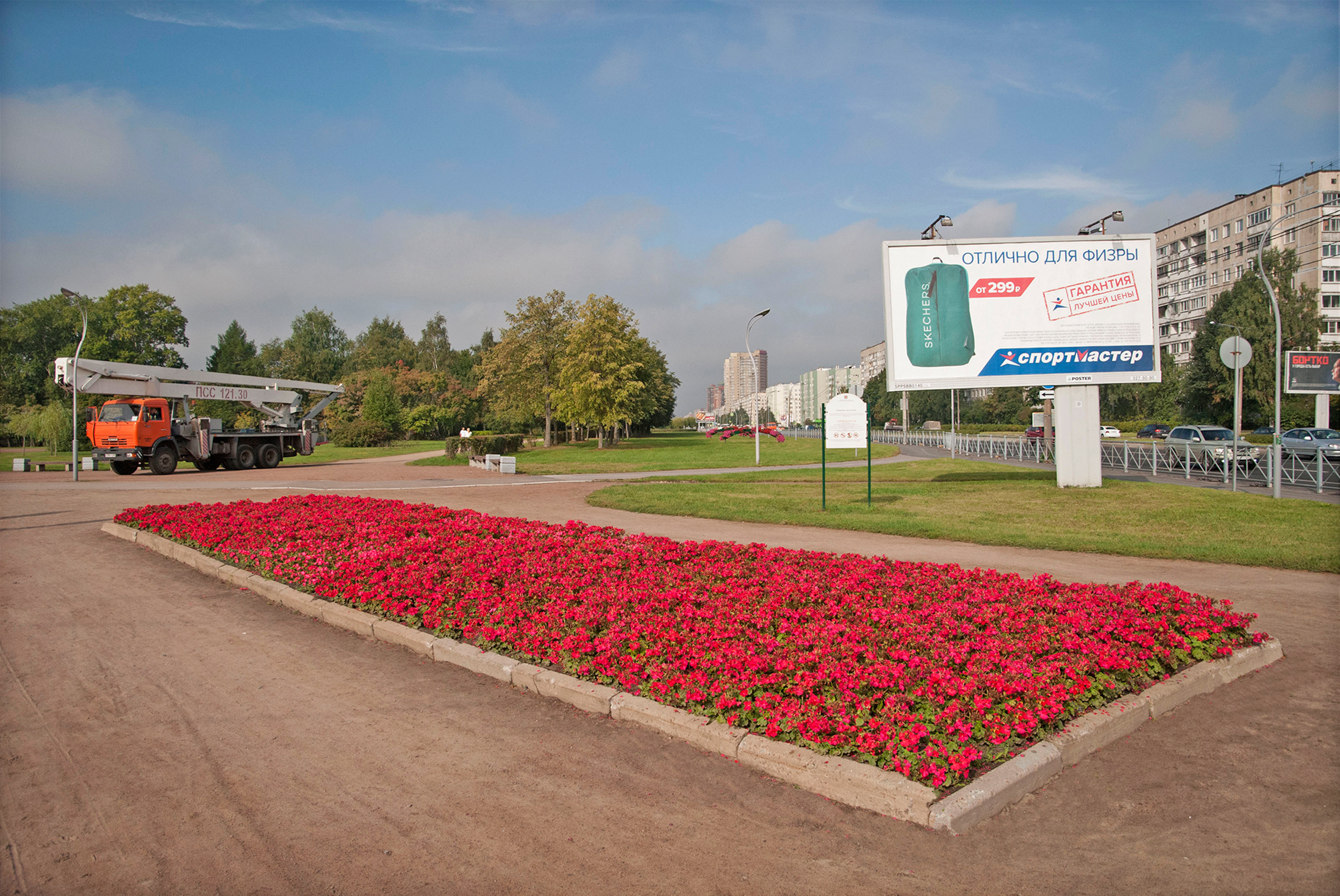 Муринский парк на пересечении Светлановского пр.и пр. Луначарского